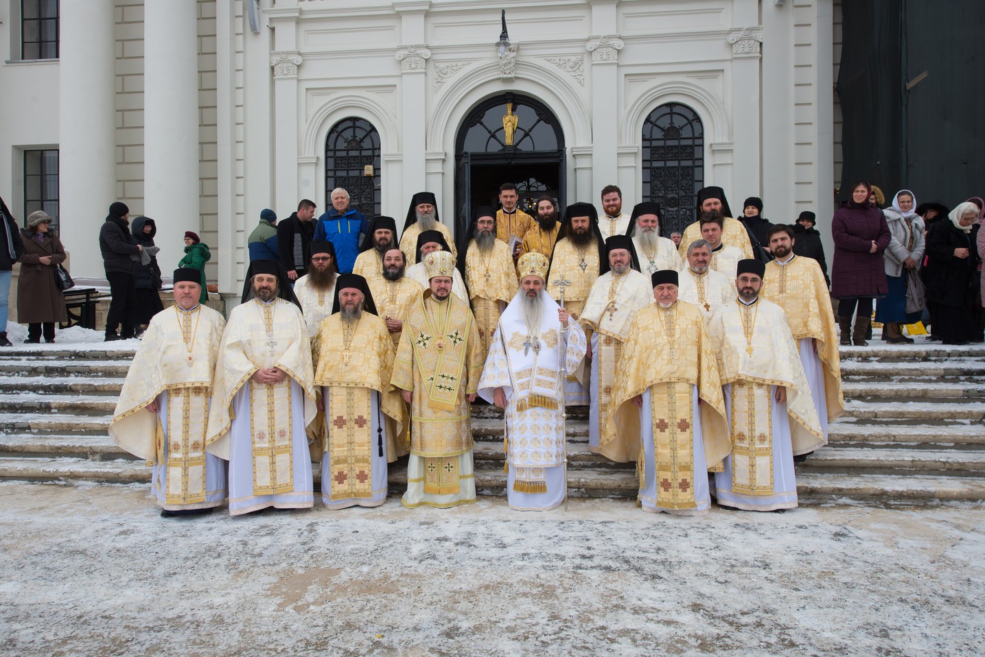 Liturghie arhierească în cinstea Mitropolitului Iosif „cel sfânt şi milostiv”