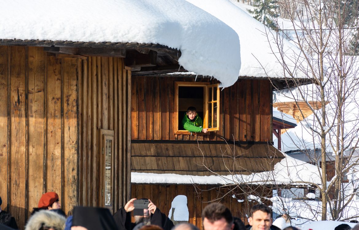 Părintele Proclu pomenit la mormântul său de la Sihăstria Putnei