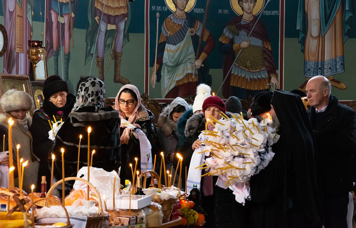 Părintele Proclu pomenit la mormântul său de la Sihăstria Putnei