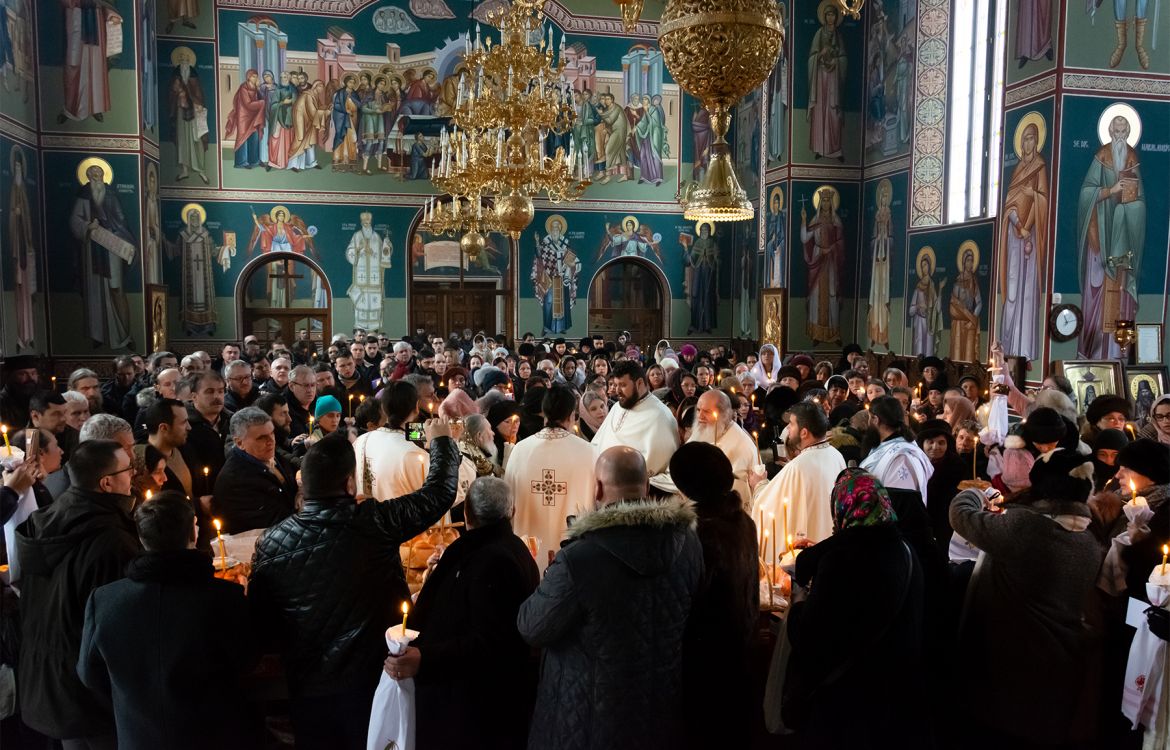 Părintele Proclu pomenit la mormântul său de la Sihăstria Putnei