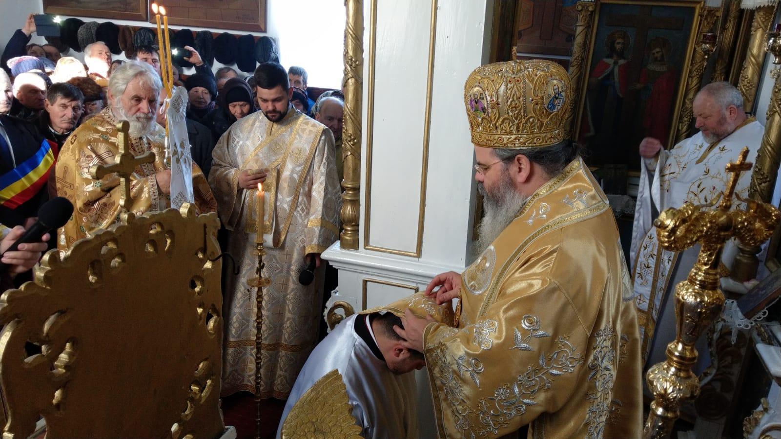 Liturghie arhierească în Parohia Zăpodeni de Sus, Protopopiatul Vaslui