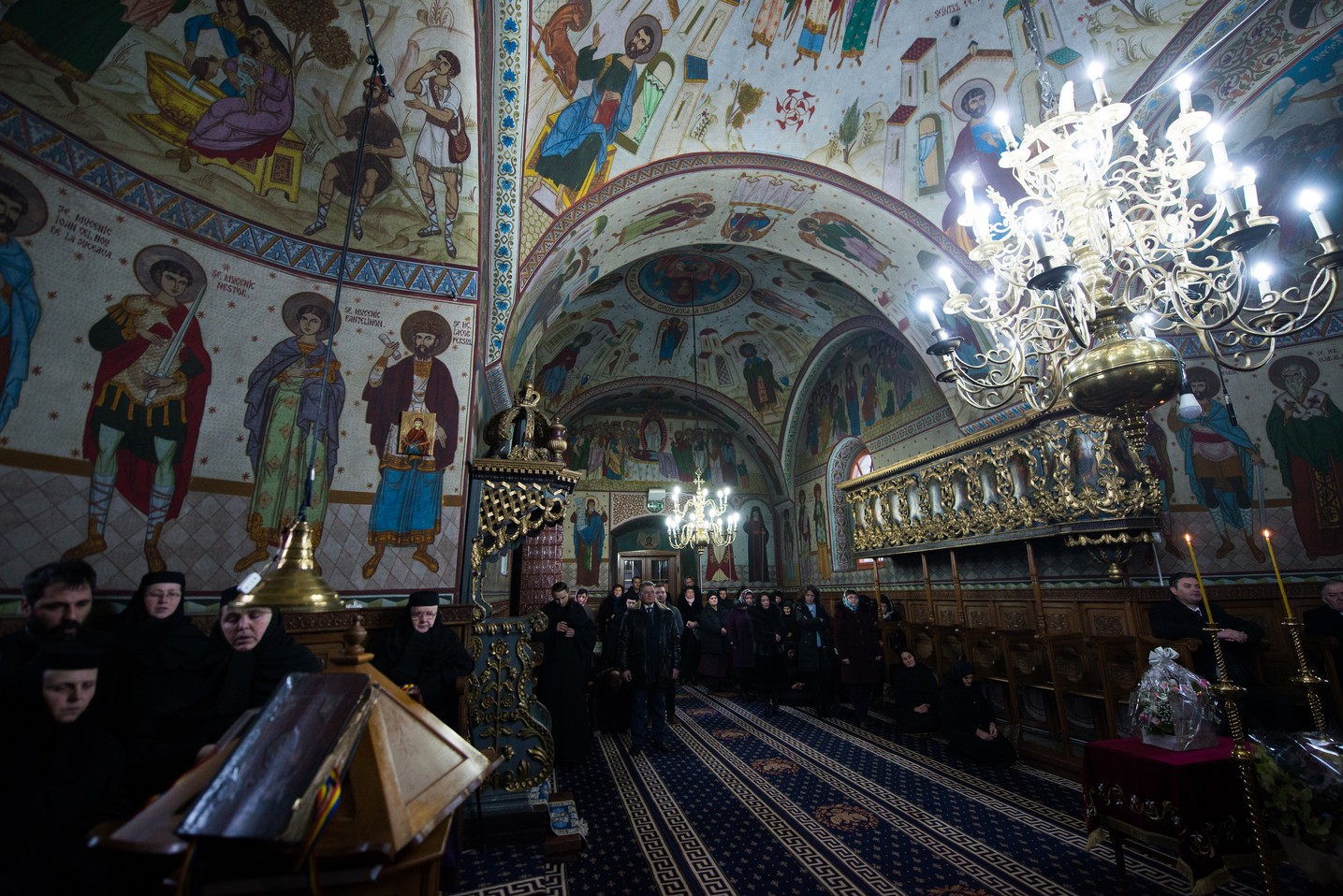 „Crucea Patriarhală” pentru stareța Mănăstirii Vorona: „Maica Teofana a trebuit să se facă tuturor toate”