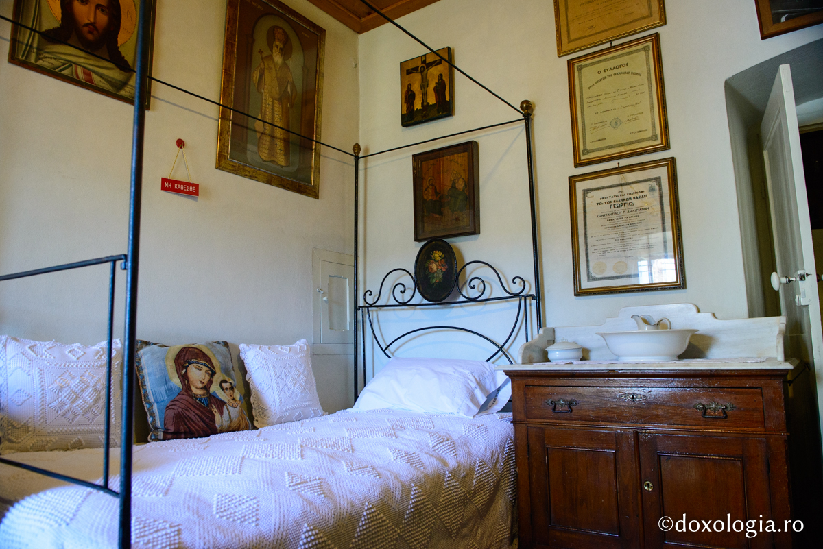 (Video) În chilie la Sfântul Nectarie din Eghina