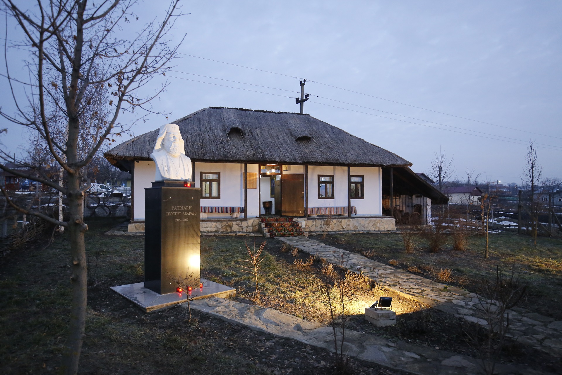 Șapte ierarhi, în pelerinaj în patria Patriarhului Teoctist