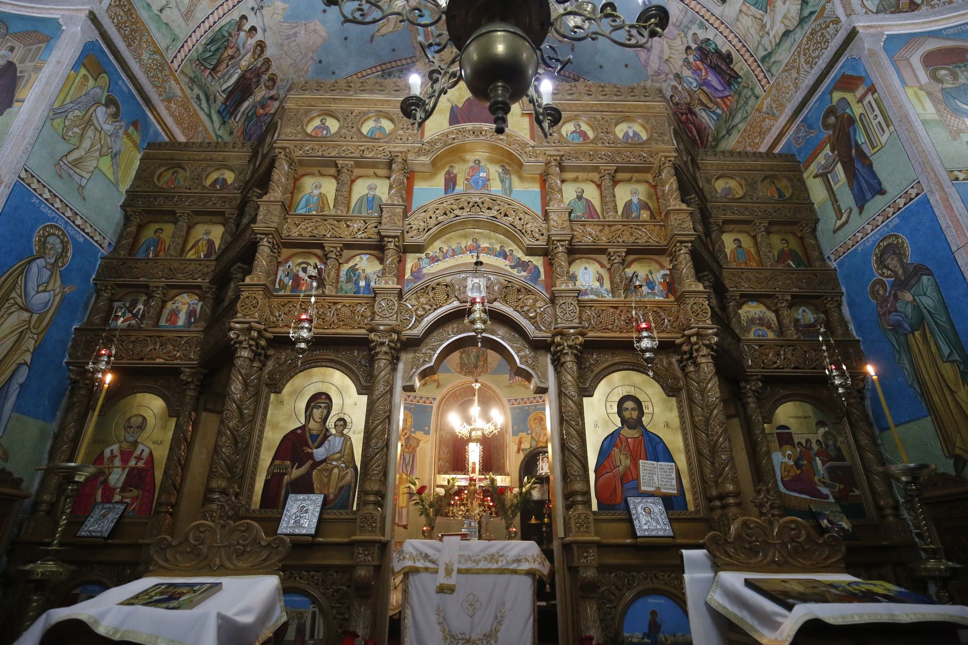 Șapte ierarhi, în pelerinaj în patria Patriarhului Teoctist