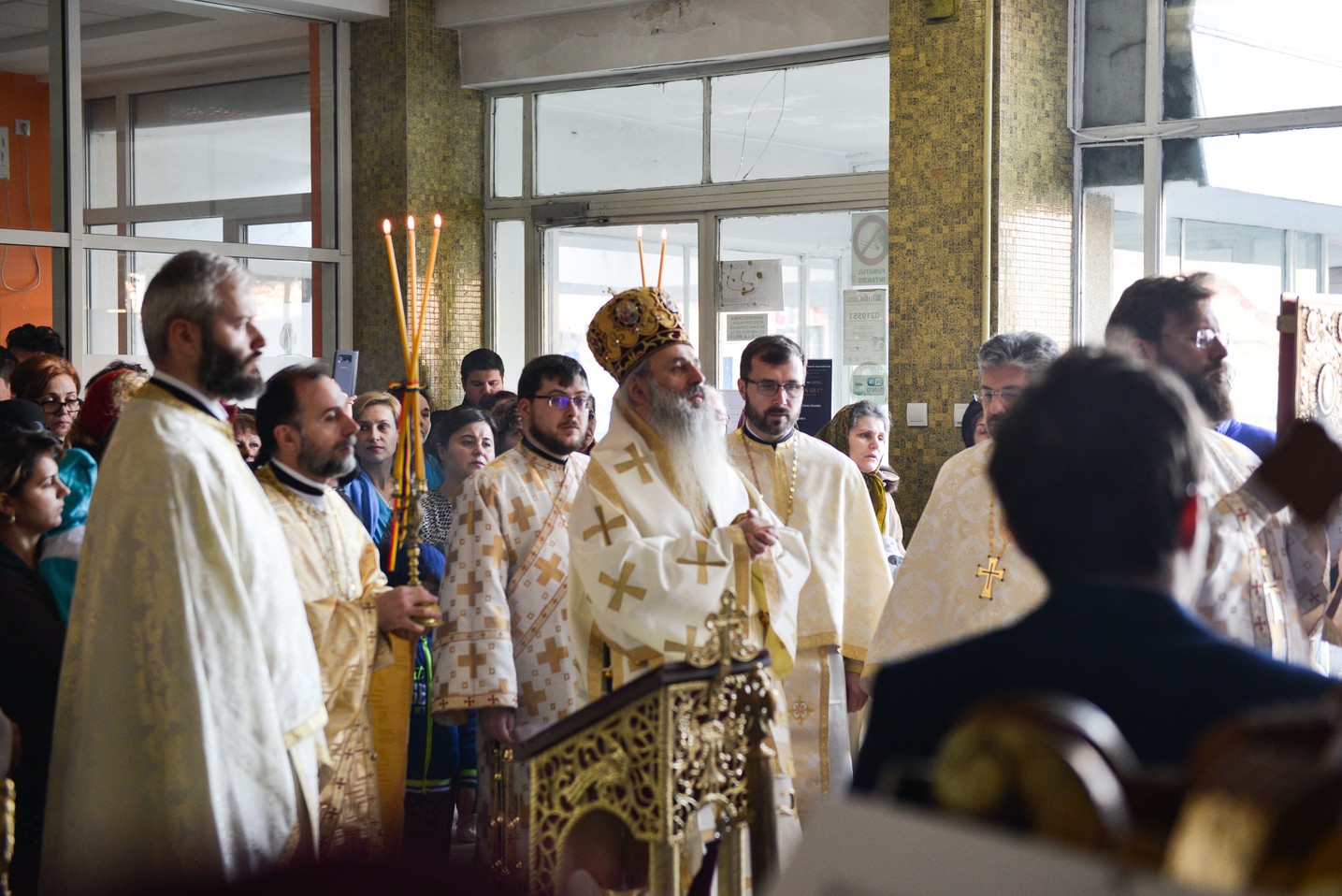 IPS Părinte Mitropolit Teofan a slujit Sfânta Liturghie la Spitalul Clinic de Urgenţă pentru Copii „Sfanta Maria” din Iași