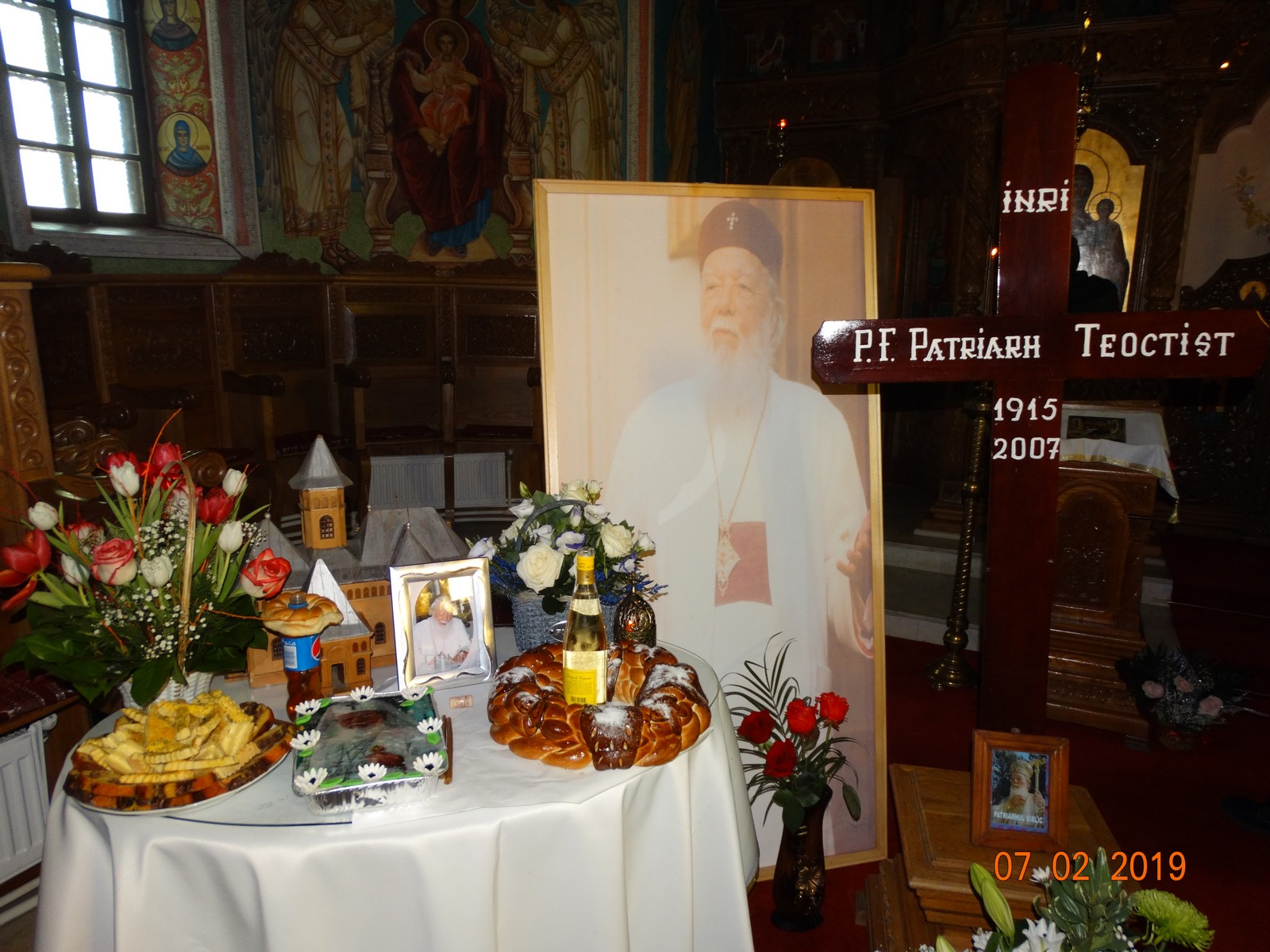 Preafericitul Teoctist, omagiat în parohiile Victoria și Tocileni