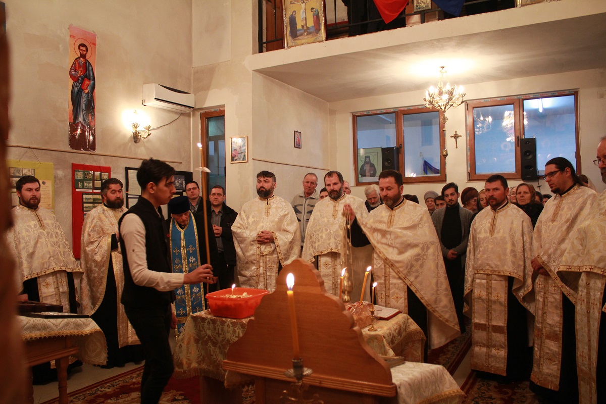 Sfinţii Trei Ierarhi prăznuiţi la Seminarul Teologic Dorohoi