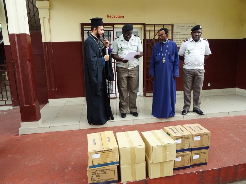 Mitropolitul de Congo-Brazzaville și Gabon a donat medicamente pentru mai multe spitale