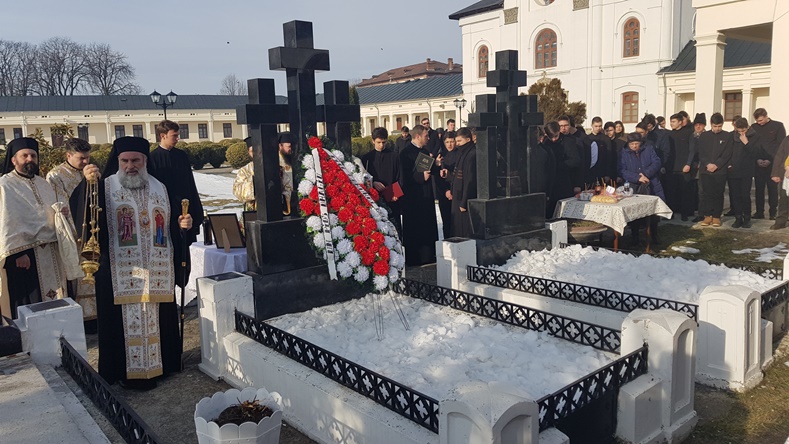 Omagiu pentru Episcopul „milostiv şi bun“ Ilarion Mircea Băcăuanul Omagiu pentru Episcopul „milostiv şi bun“ Ilarion Mircea Băcăuanul