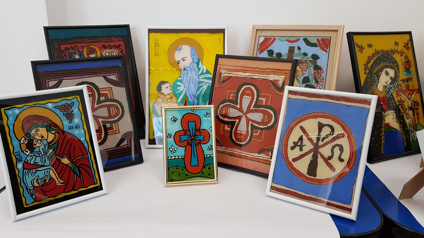 „Tabăra din pridvorul satului” la Tişăuţi: PS Părinte Damaschin Dorneanul, în mijlocul participanților