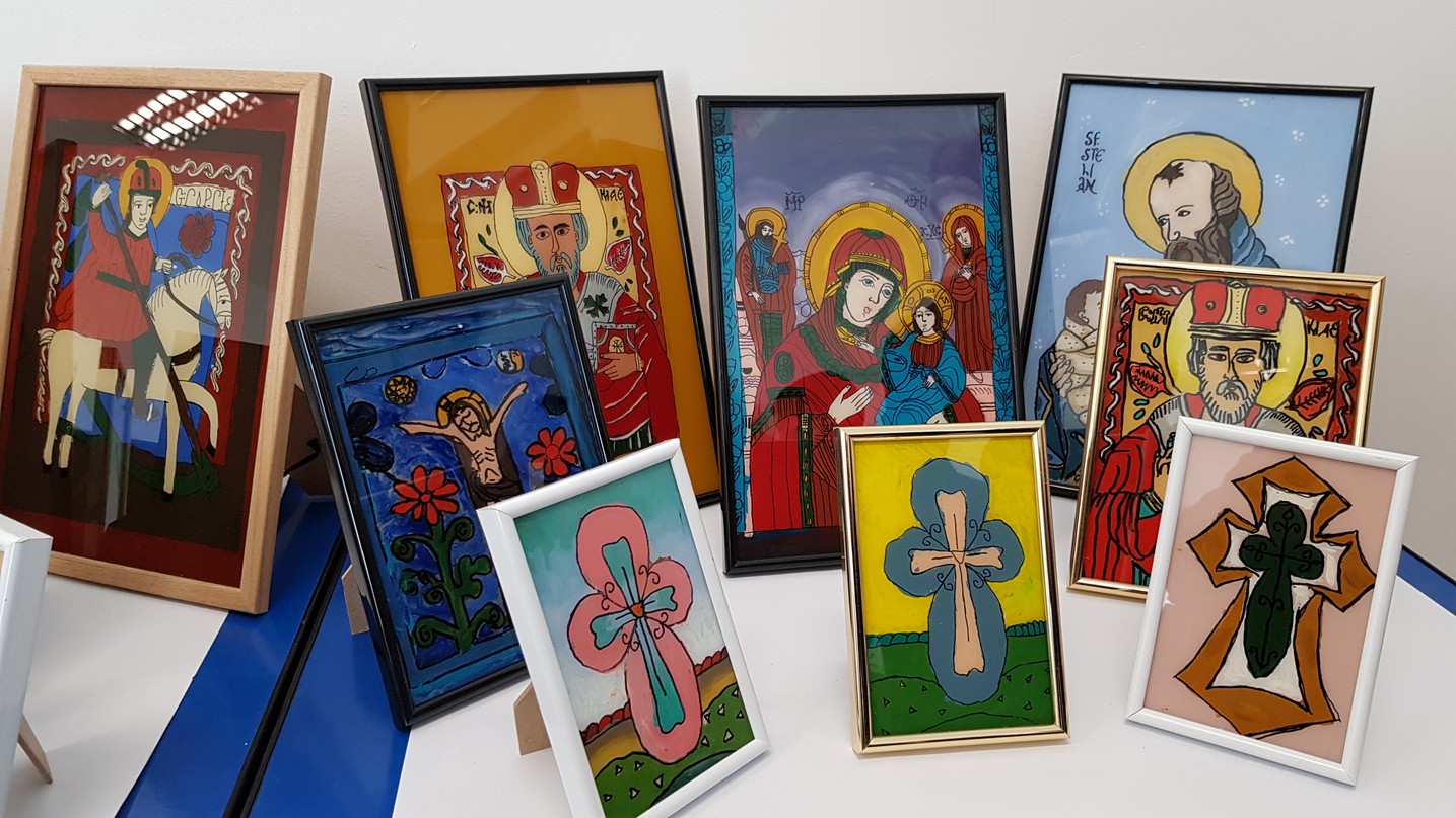 „Tabăra din pridvorul satului” la Tişăuţi: PS Părinte Damaschin Dorneanul, în mijlocul participanților