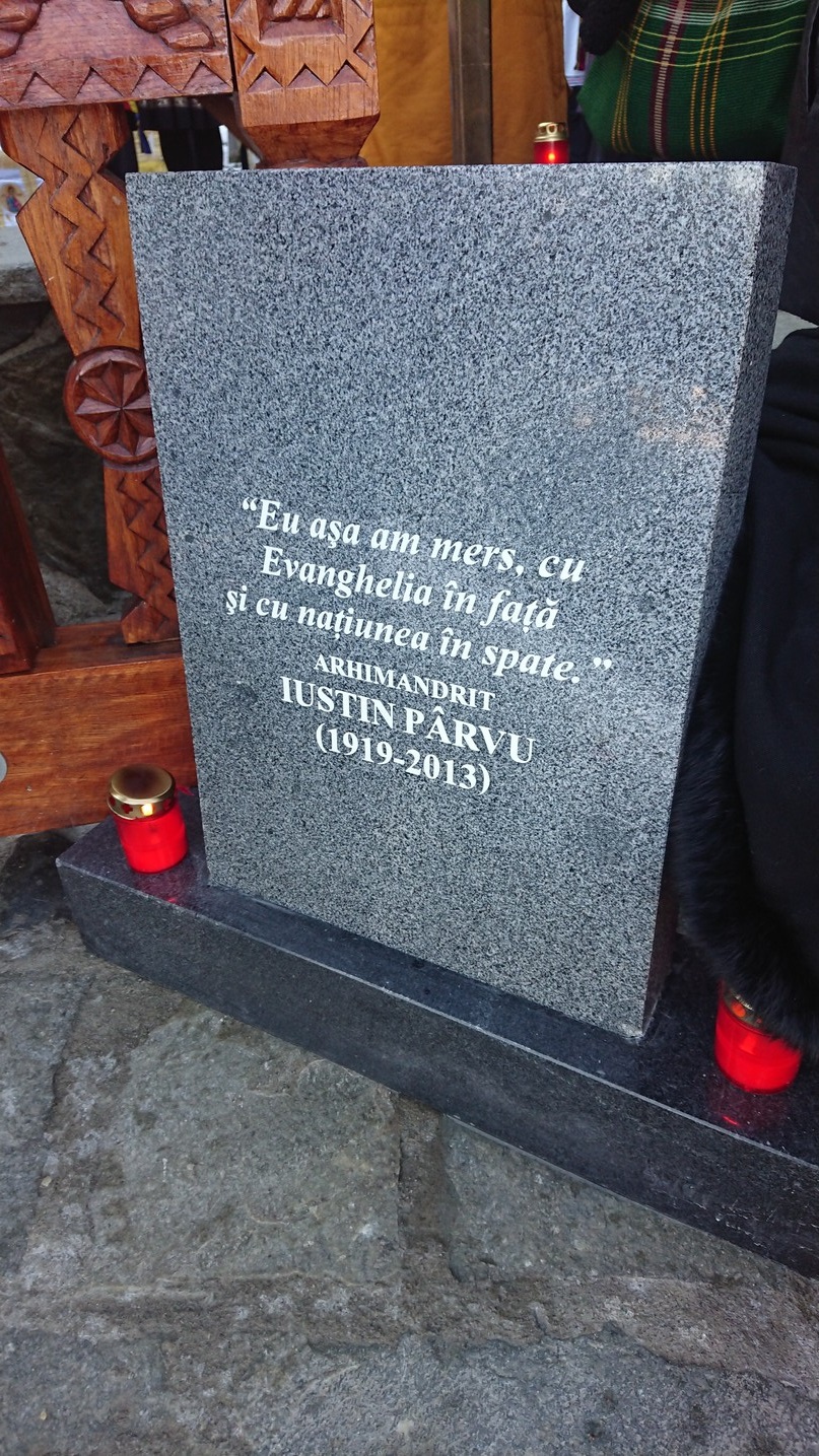 Slujbă de pomenire pentru părintele Justin Pârvu, la „împlinirea unui centenar de la nașterea sa pământească”