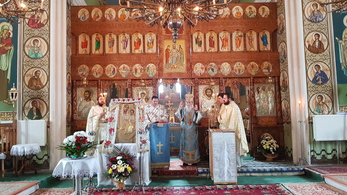 Hramul Parohiei Slătioara