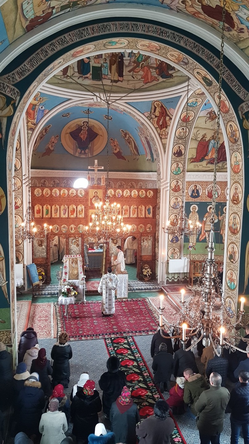 Hramul Parohiei Slătioara