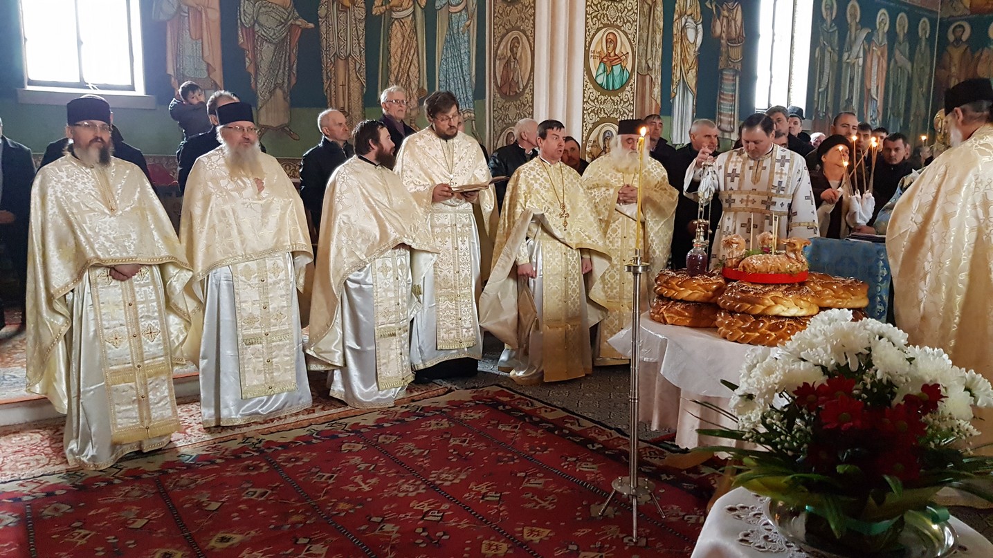 Hramul Parohiei Slătioara