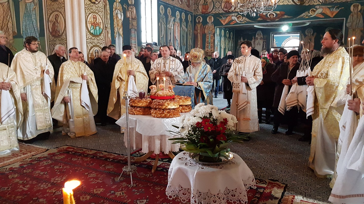 Hramul Parohiei Slătioara