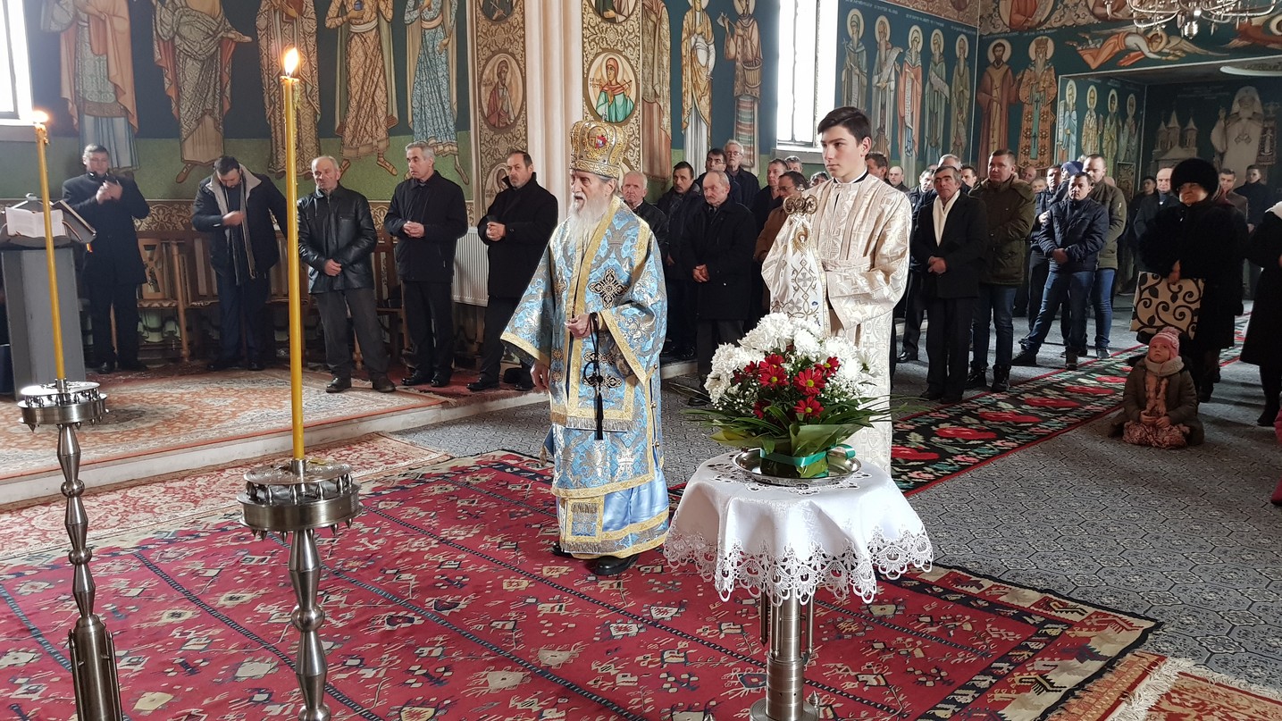 Hramul Parohiei Slătioara