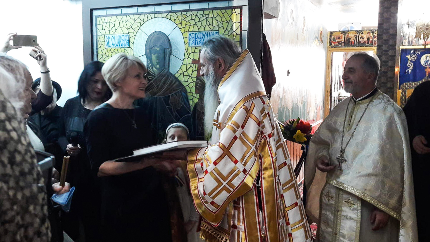 Foto: Lucian Ducan IPS Mitropolit Teofan, la Căminul de Pensionari „Sfânta Cuvioasă Parascheva” din Iași: „Dumnezeu poate să umple golul sufletesc din viața omului”