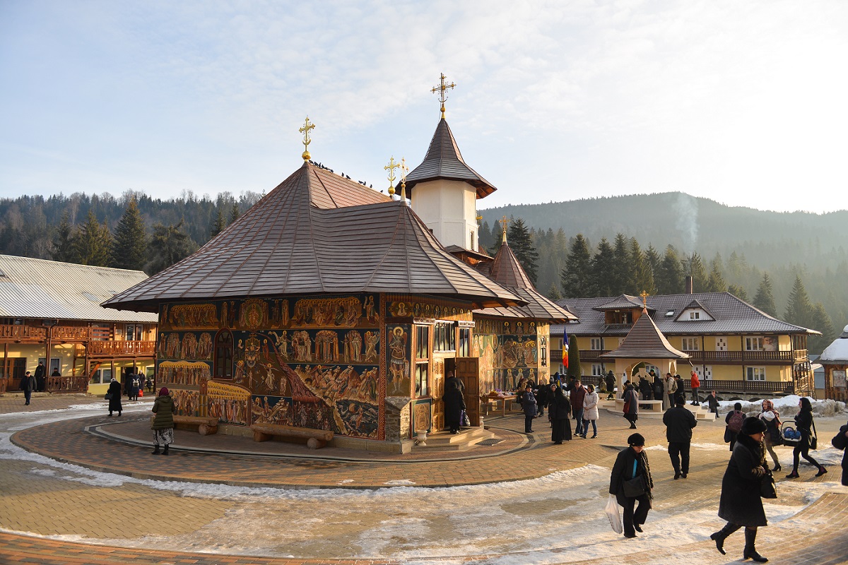 Slujbă de pomenire pentru părintele Justin Pârvu, la „împlinirea unui centenar de la nașterea sa pământească”