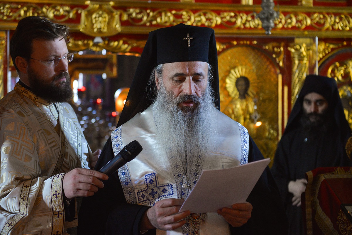 Slujbă de pomenire pentru părintele Justin Pârvu, la „împlinirea unui centenar de la nașterea sa pământească”