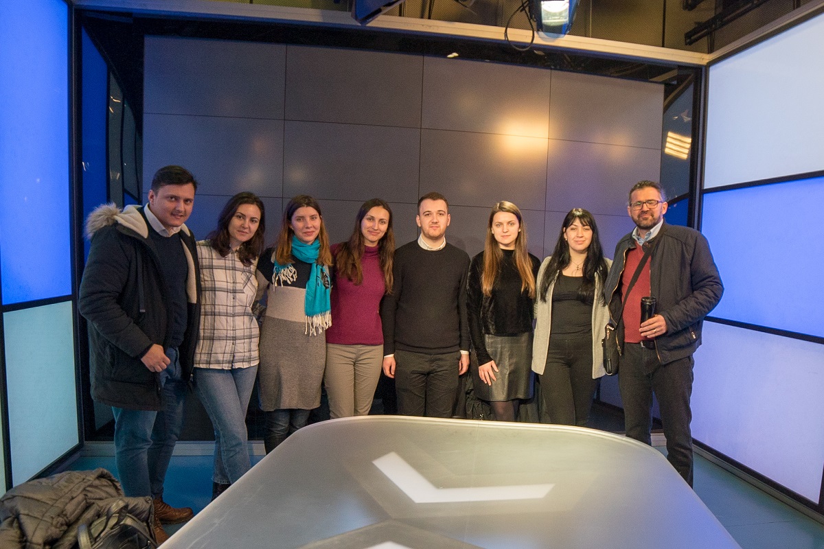 Experienţă formatoare pentru echipa de radio „Tineri către tineri”