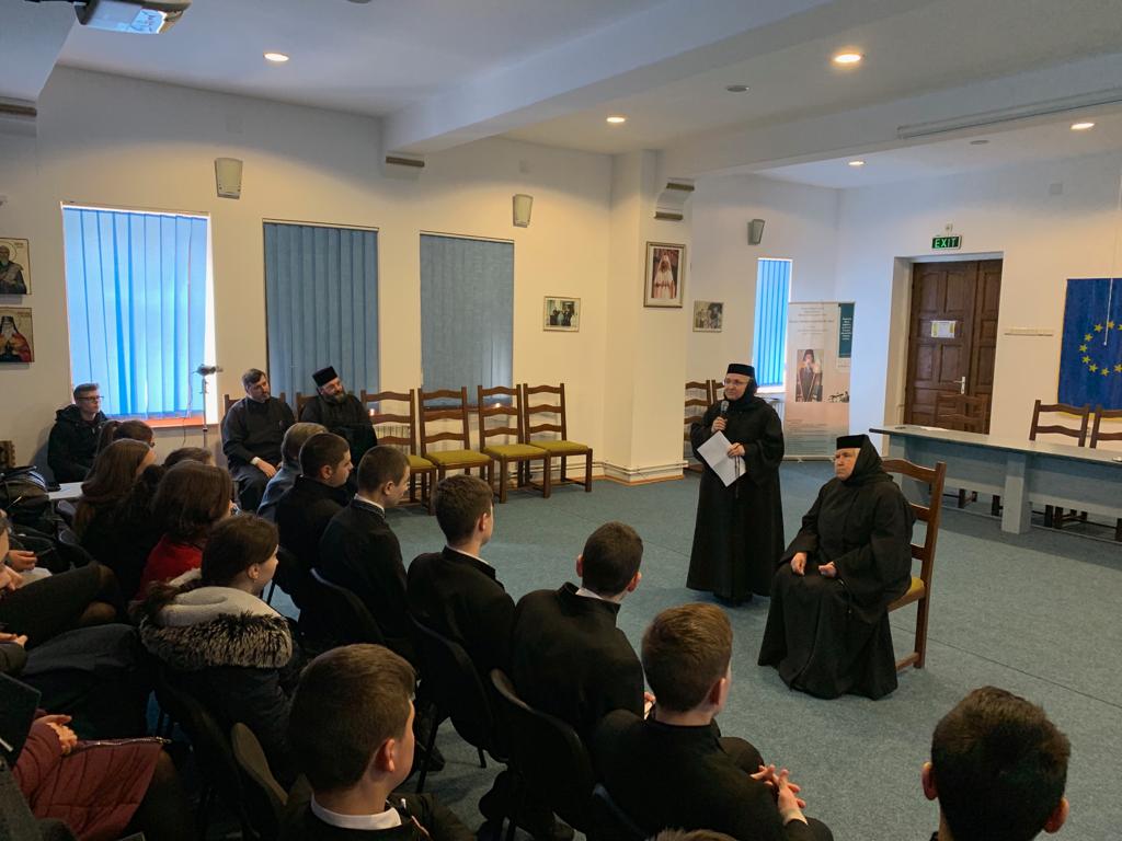 Monahia Irina Pântescu sau începutul unui Materic românesc