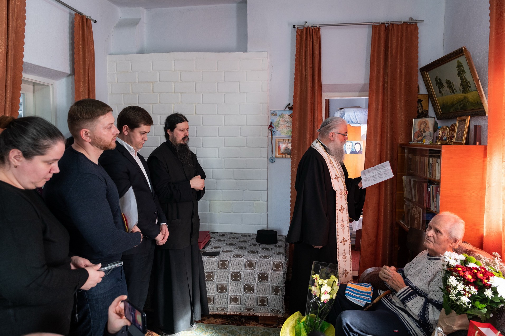 Ordinul „Sanctus Stephanus Magnus” pentru scriitorul basarabean Ion Moraru