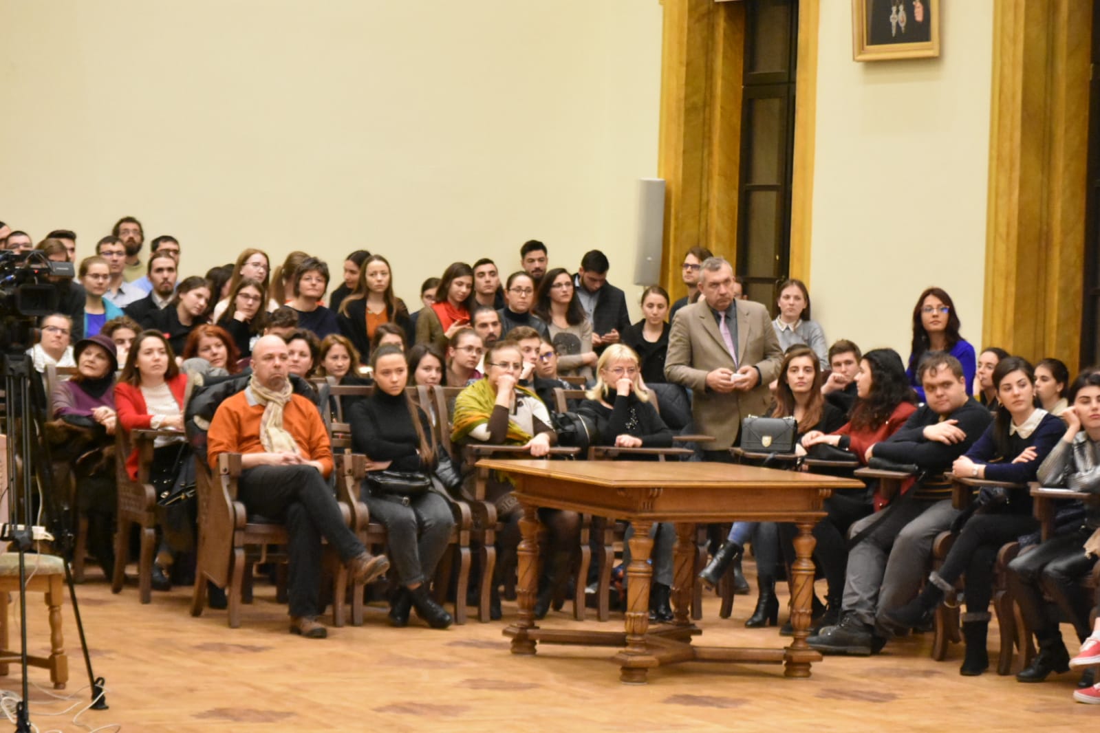 Conferinţă ASCOR despre univers şi contemplarea lui