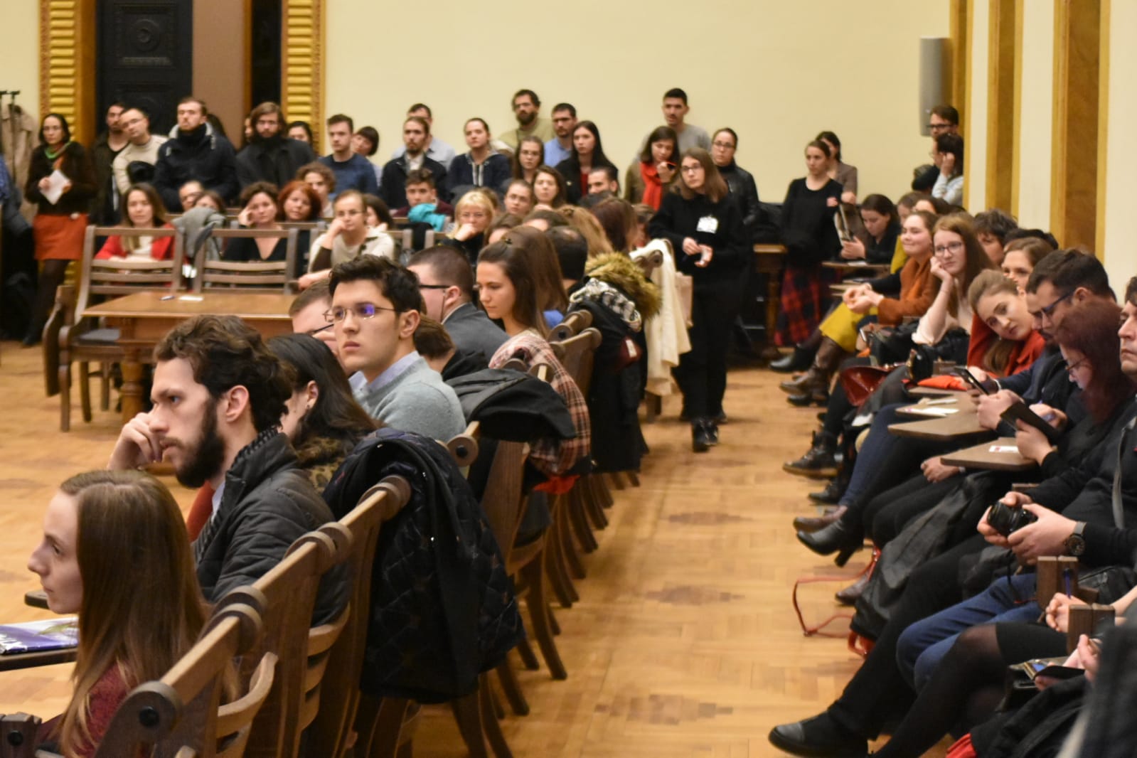 Conferinţă ASCOR despre univers şi contemplarea lui