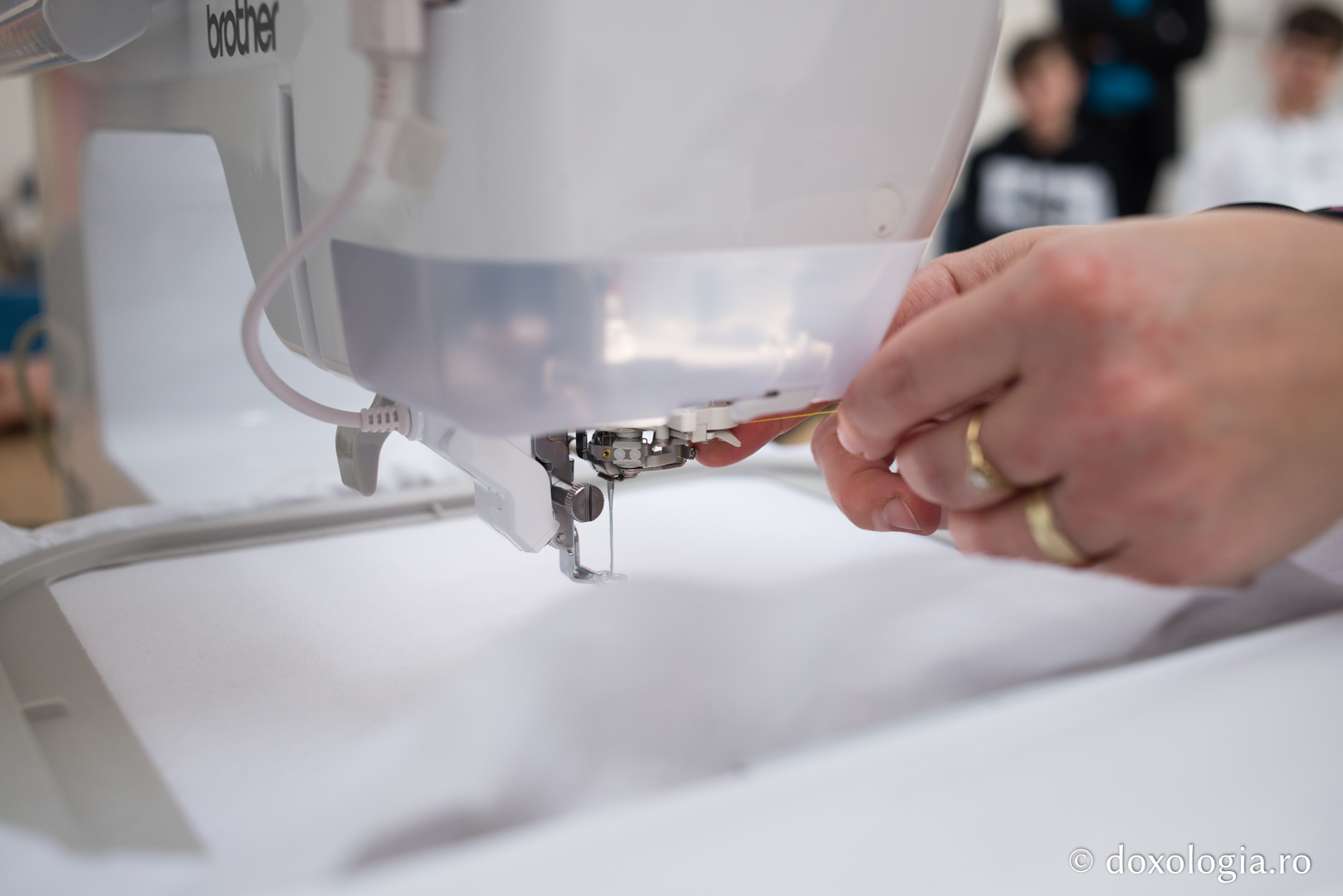 Foto: Bogdan Bulgariu Broderie computerizată – un proiect inedit pentru elevii de gimnaziu și de liceu