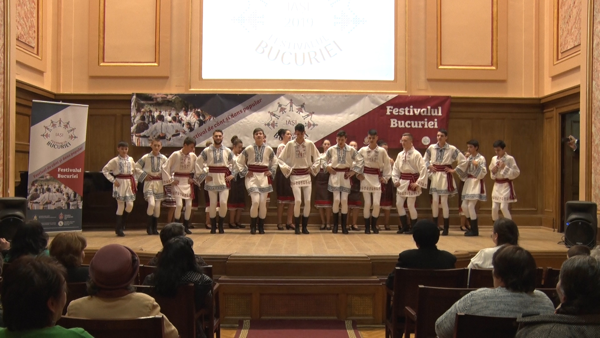 (Video) Festivalul Bucuriei – Festival de joc și cântec popular, ediția a V-a