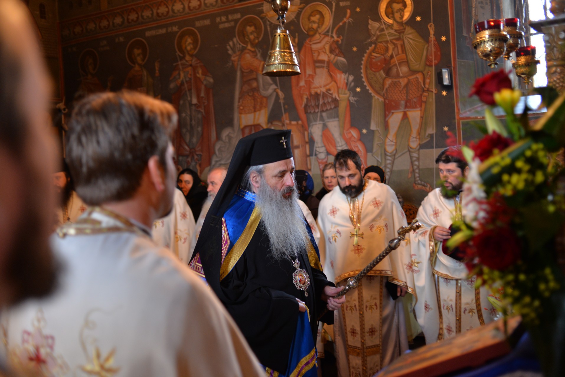 Hram la Sihăstria Voronei:„Pentru a ne cuprinde bucuria Duhului Sfânt, ne este necesară smerenia Maicii Domnului”