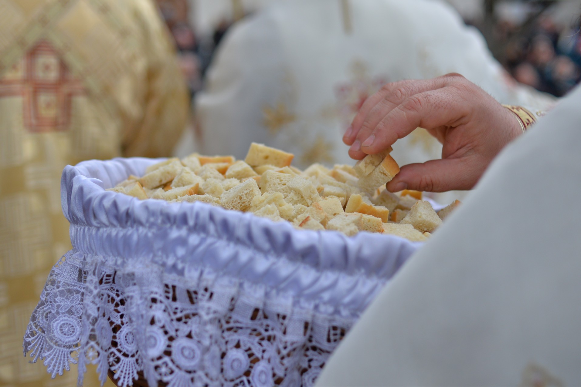 Hram la Sihăstria Voronei:„Pentru a ne cuprinde bucuria Duhului Sfânt, ne este necesară smerenia Maicii Domnului”