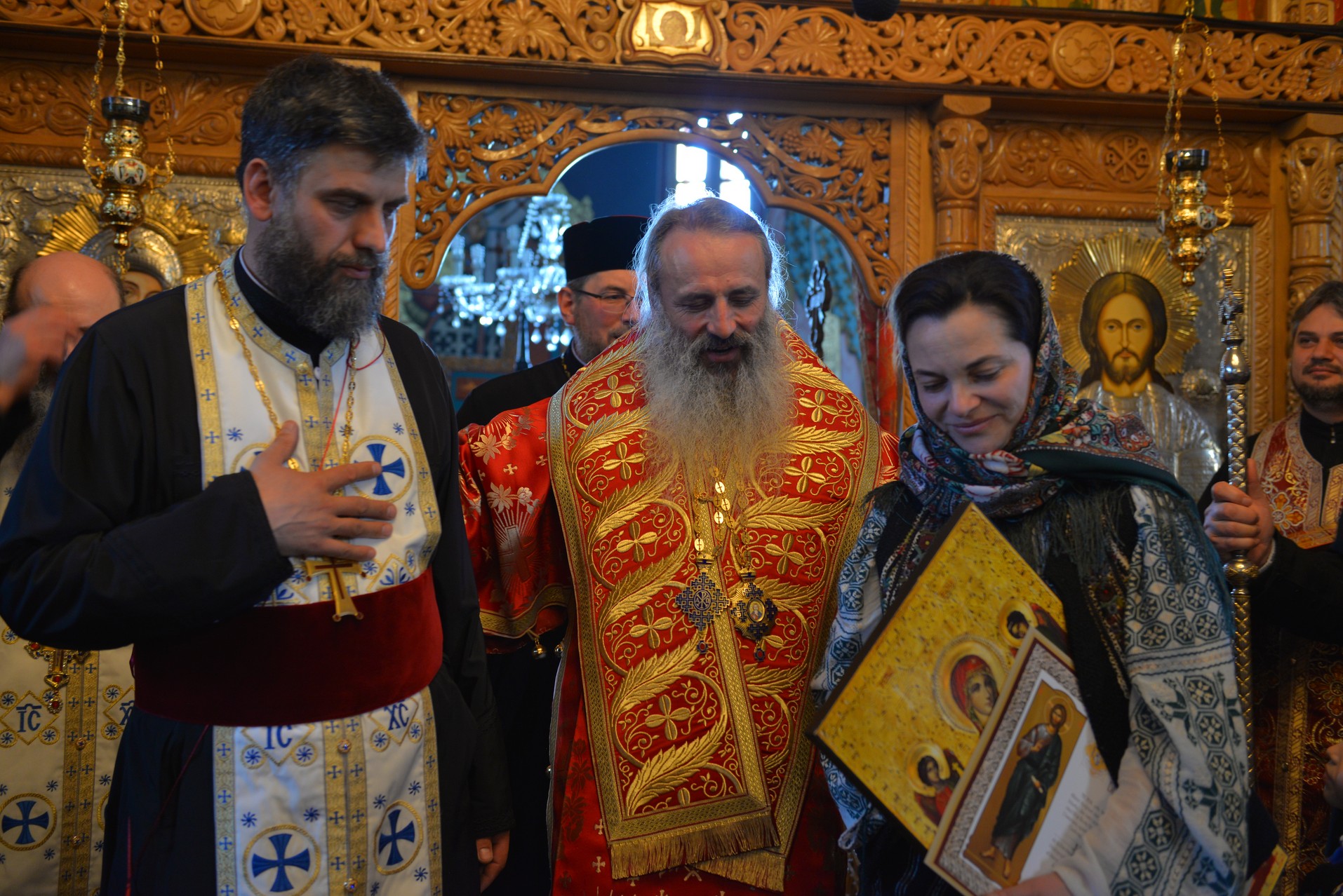 Liturghie arhierească și sfințire de casă parohială la Boboiești: „Fără taina postului nu poate fi concepută viața creștină”