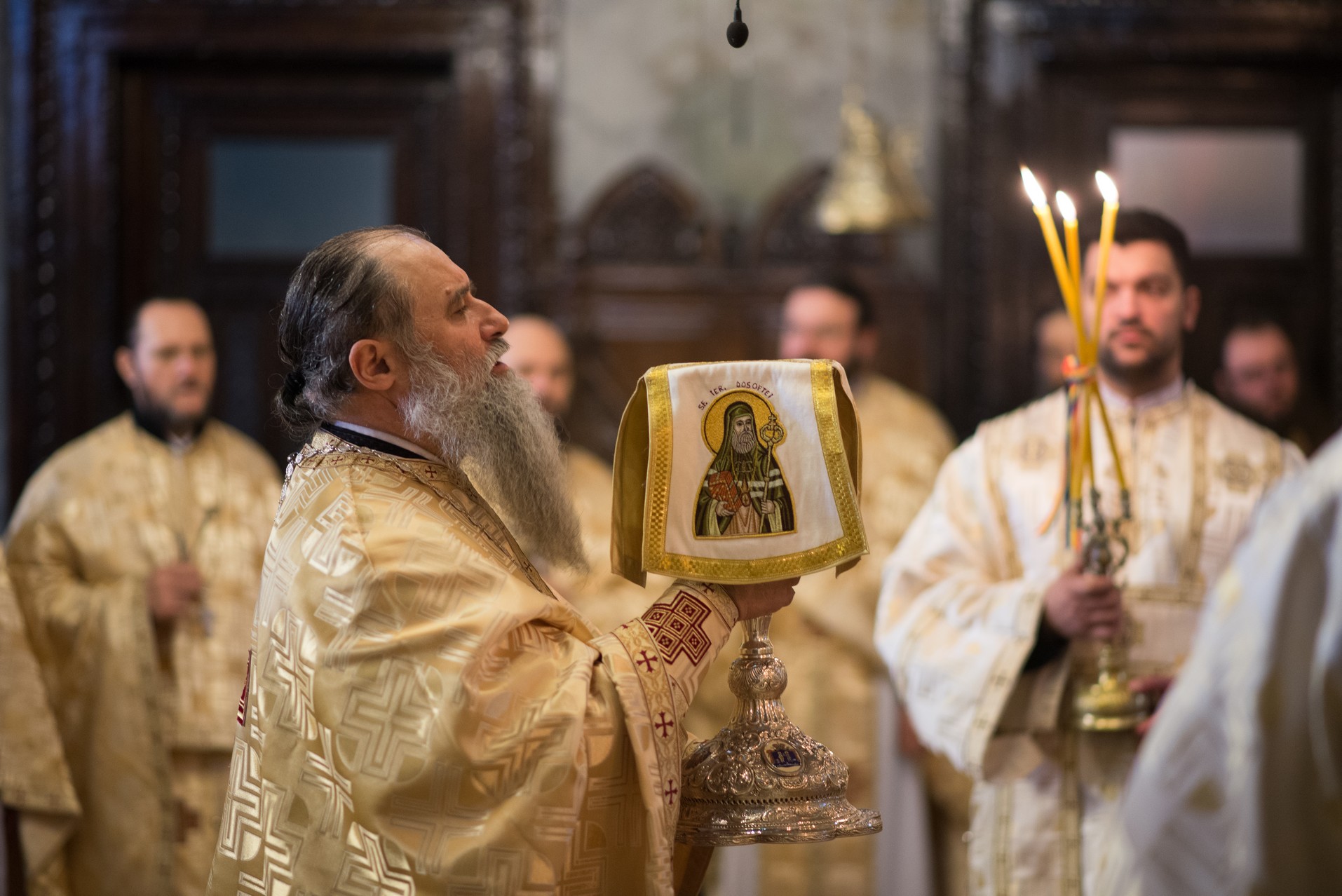 IPS Mitropolit Teofan: „Nu poate exista creștin adevărat decât înăuntrul Bisericii”