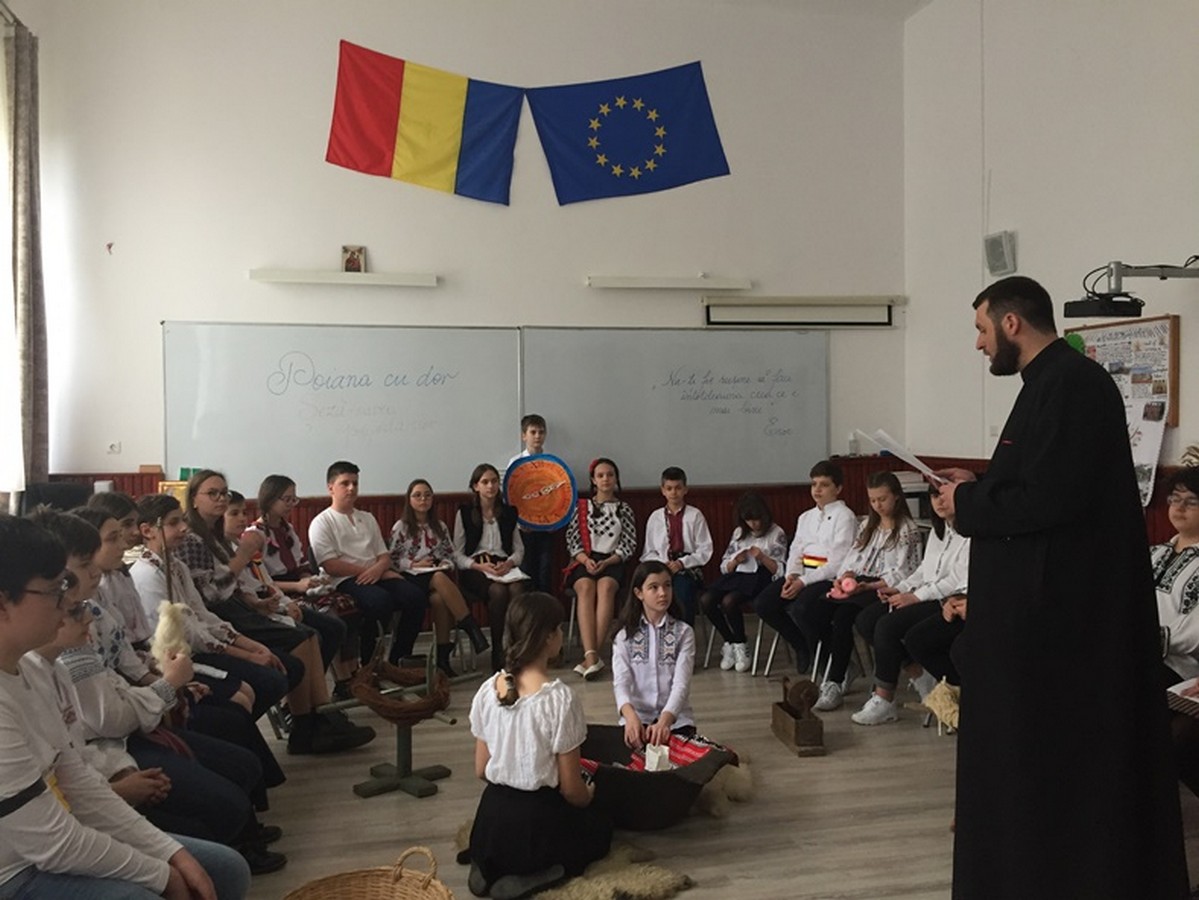 Lucrări metodico-ştiinţifice, expuse în judeţul Bacău