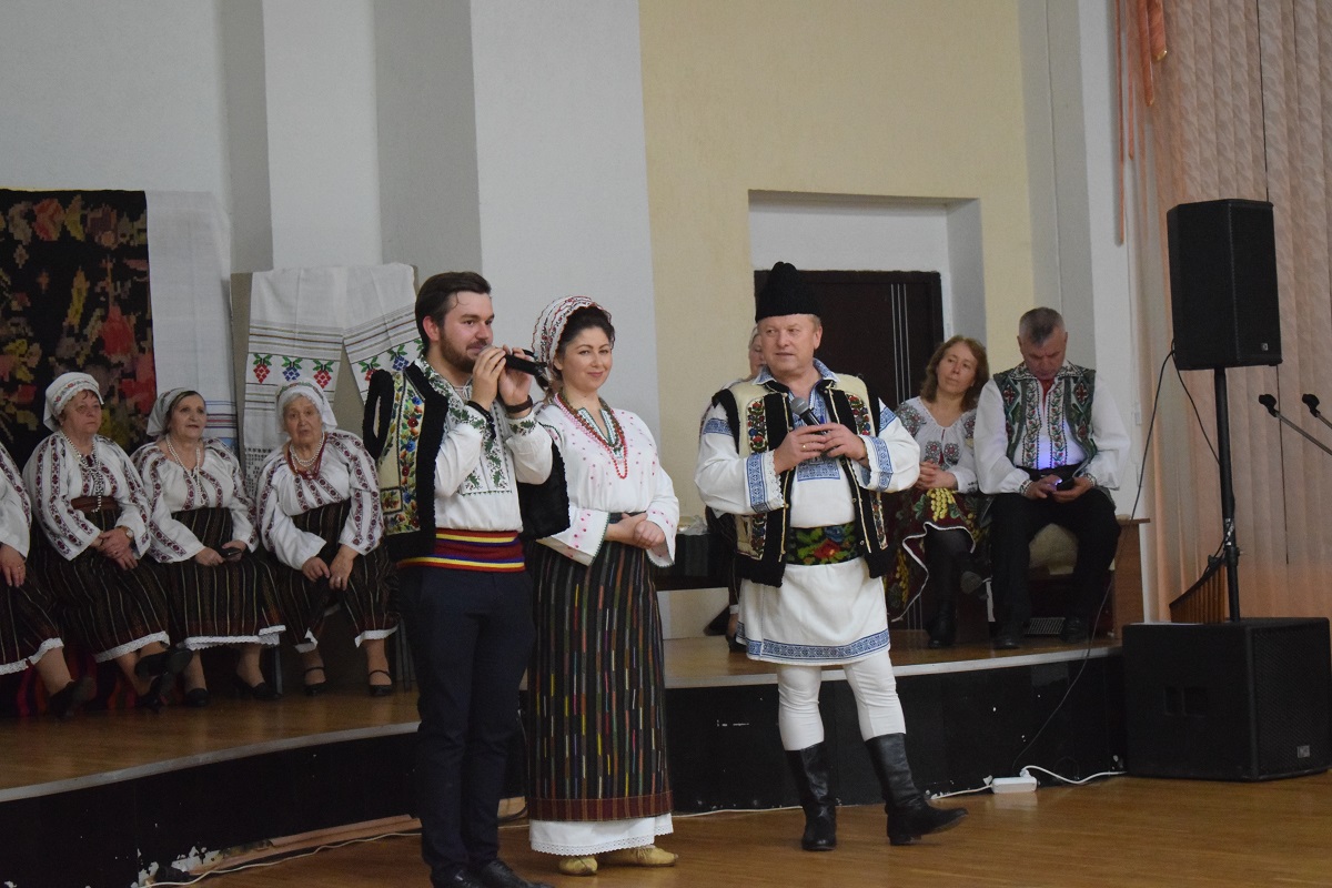 Evenimentul „O seară românească”, organizat şi în Republica Moldova