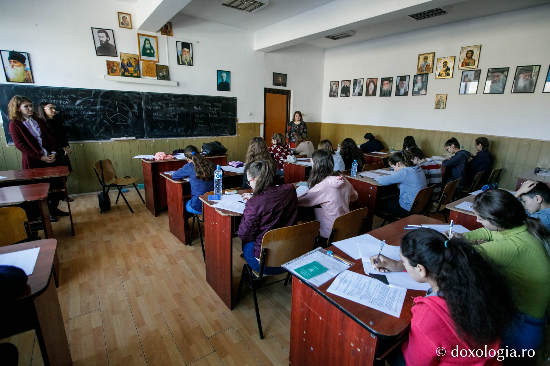 Foto: Pr. Silviu Cluci Etapa judeţeană a Olimpiadei de Religie, la Iași