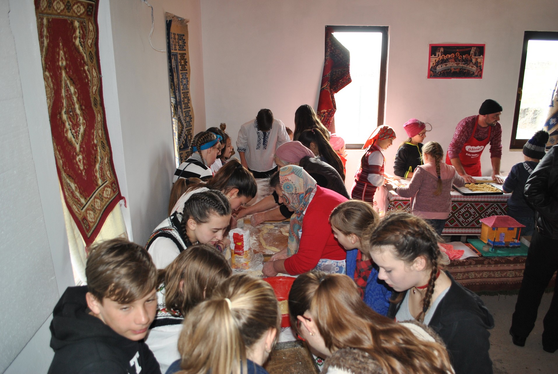 „Hristos: sufletul satului meu” în parohiile Buhăieni şi Drăgăneşti