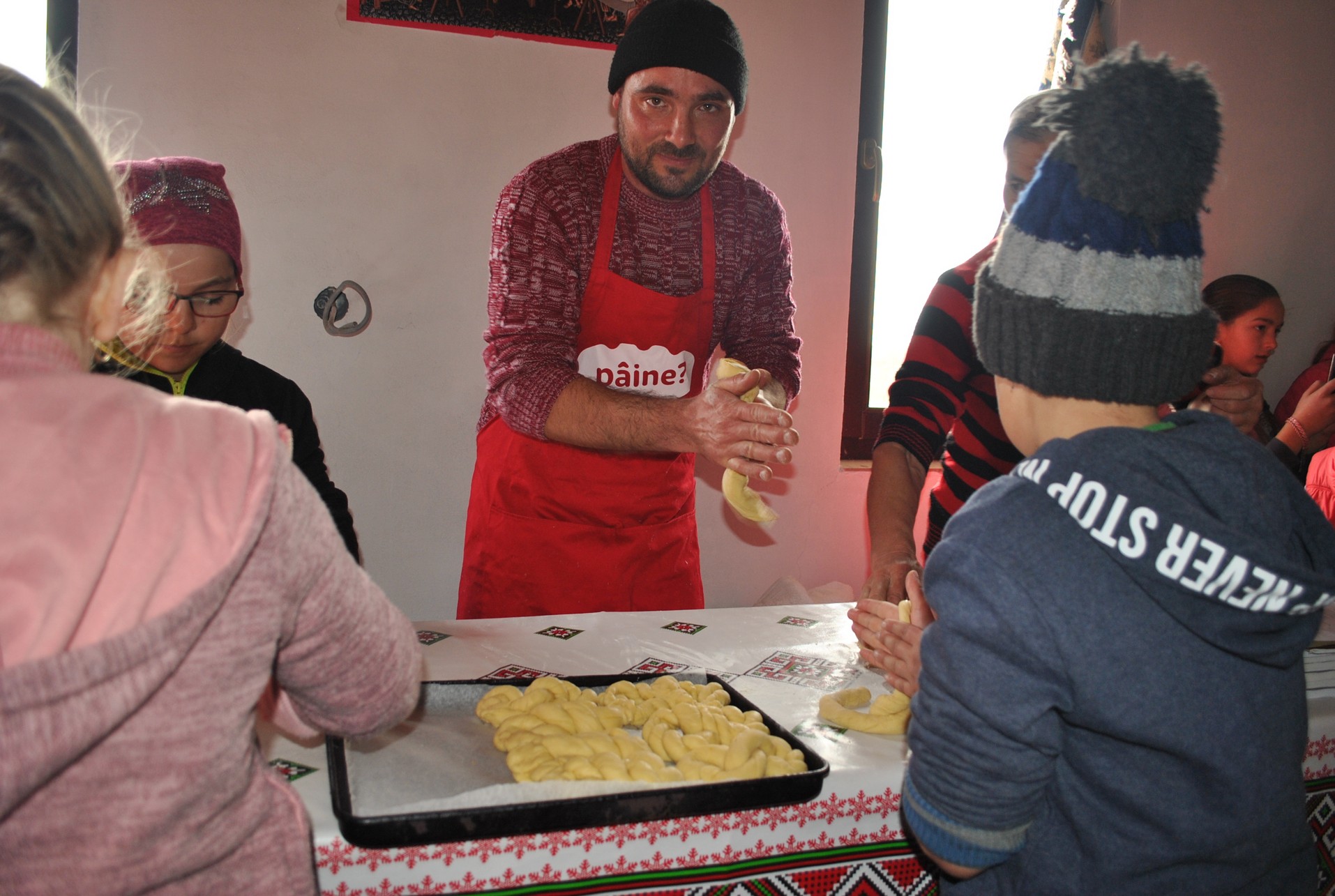 „Hristos: sufletul satului meu” în parohiile Buhăieni şi Drăgăneşti