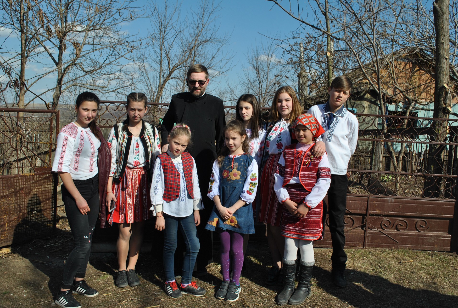 „Hristos: sufletul satului meu” în parohiile Buhăieni şi Drăgăneşti