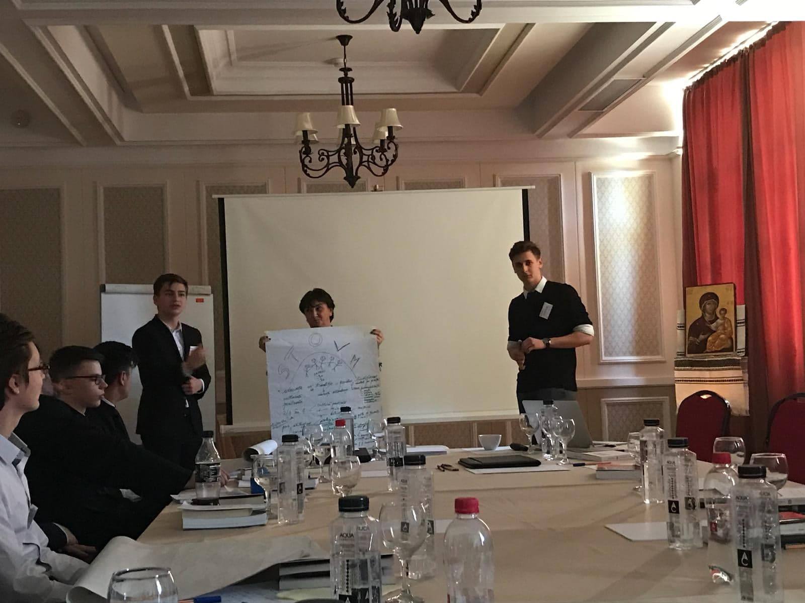 Curs de comunicare pentru promovarea şcolilor teologice