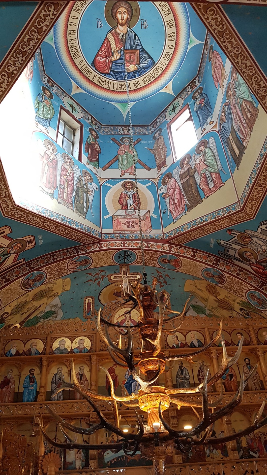 Slujire arhierească la Mănăstirea „Acoperământul Maicii Domnului” - Groşi