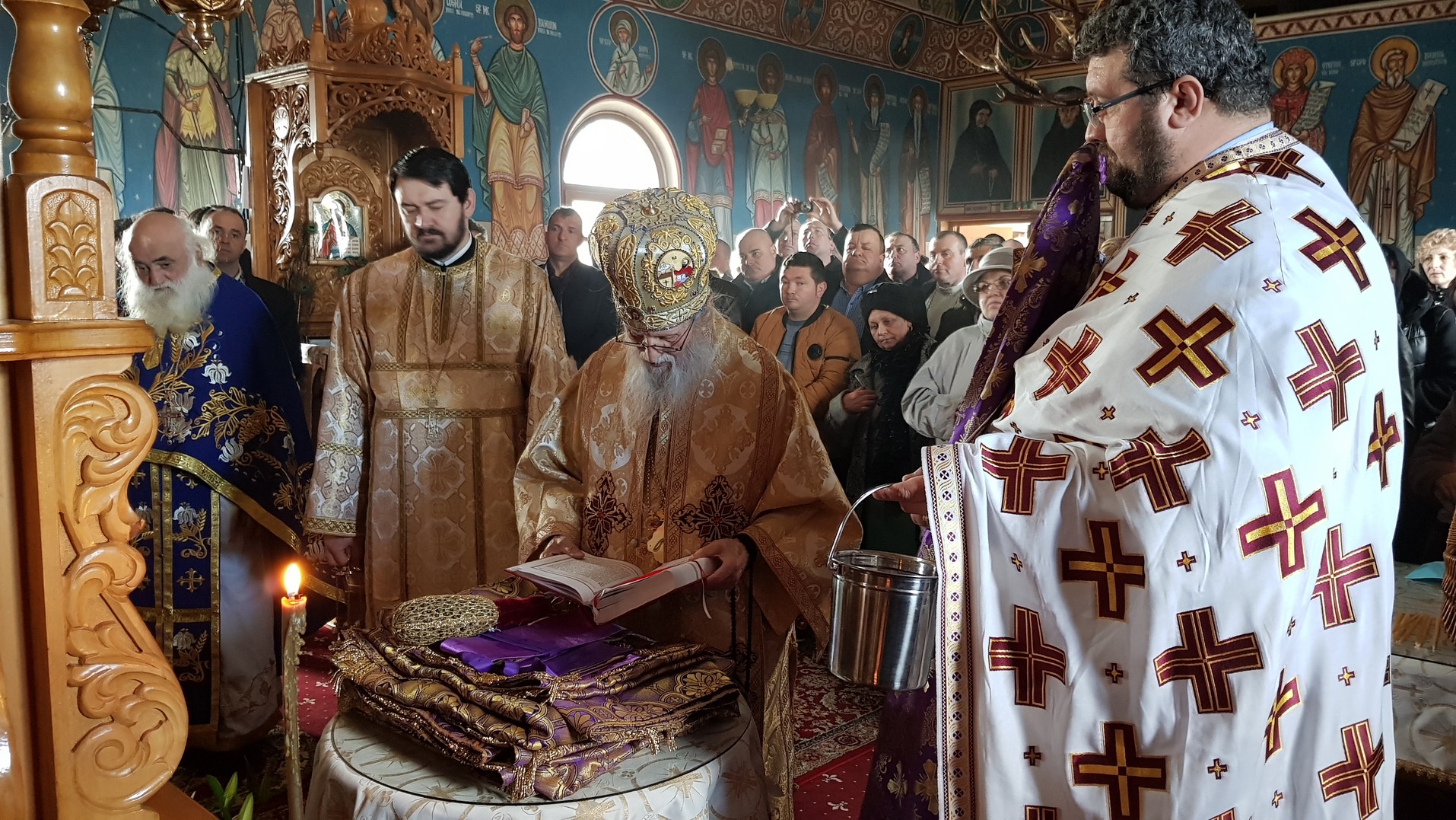 Slujire arhierească la Mănăstirea „Acoperământul Maicii Domnului” - Groşi