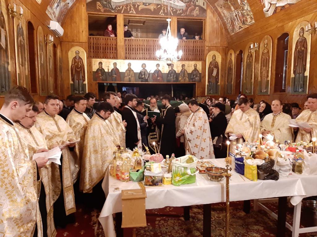 Binecuvântări arhiereşti pe „Meteora Bacăului”