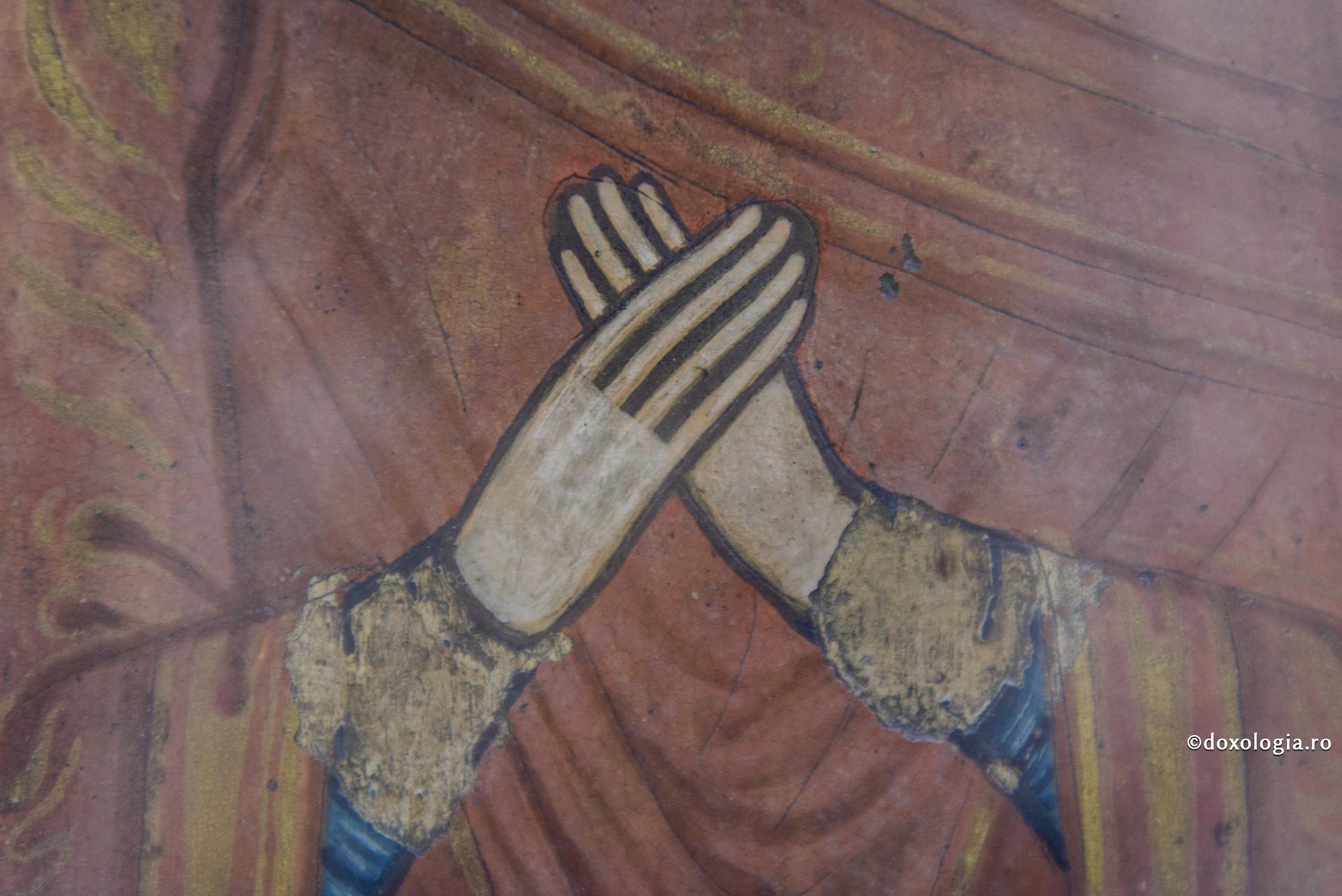 Cum să deosebim ceea ce vine de la Dumnezeu de ceea ce vine de la vrăjmaș / Foto: Oana Nechifor mâini pictate