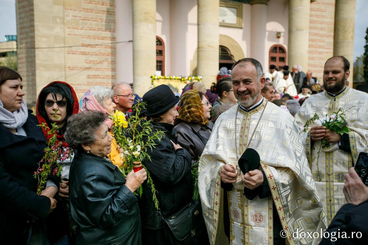 Intrarea Domnului în Ierusalim, serbată prin ample procesiuni în Arhiepiscopia Iașilor