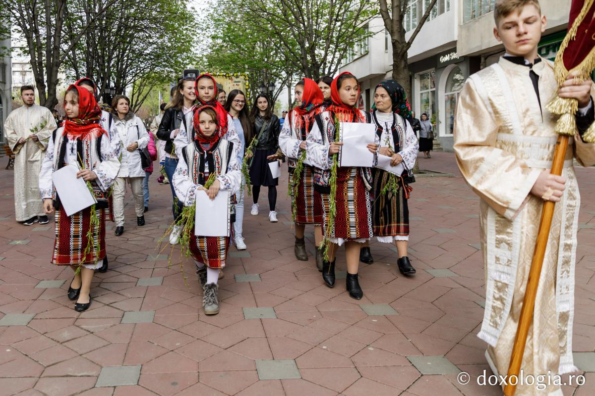 Intrarea Domnului în Ierusalim, serbată prin ample procesiuni în Arhiepiscopia Iașilor