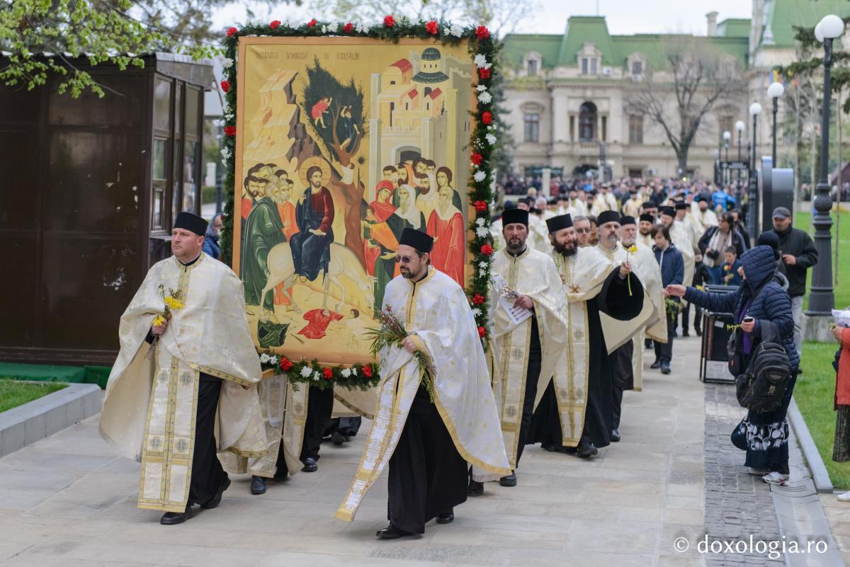 Lecția de smerenie din Duminica Floriilor: De ce a ales Hristos un asin? / Foto: Pr. Silviu Cluci pelerinaj de Florii